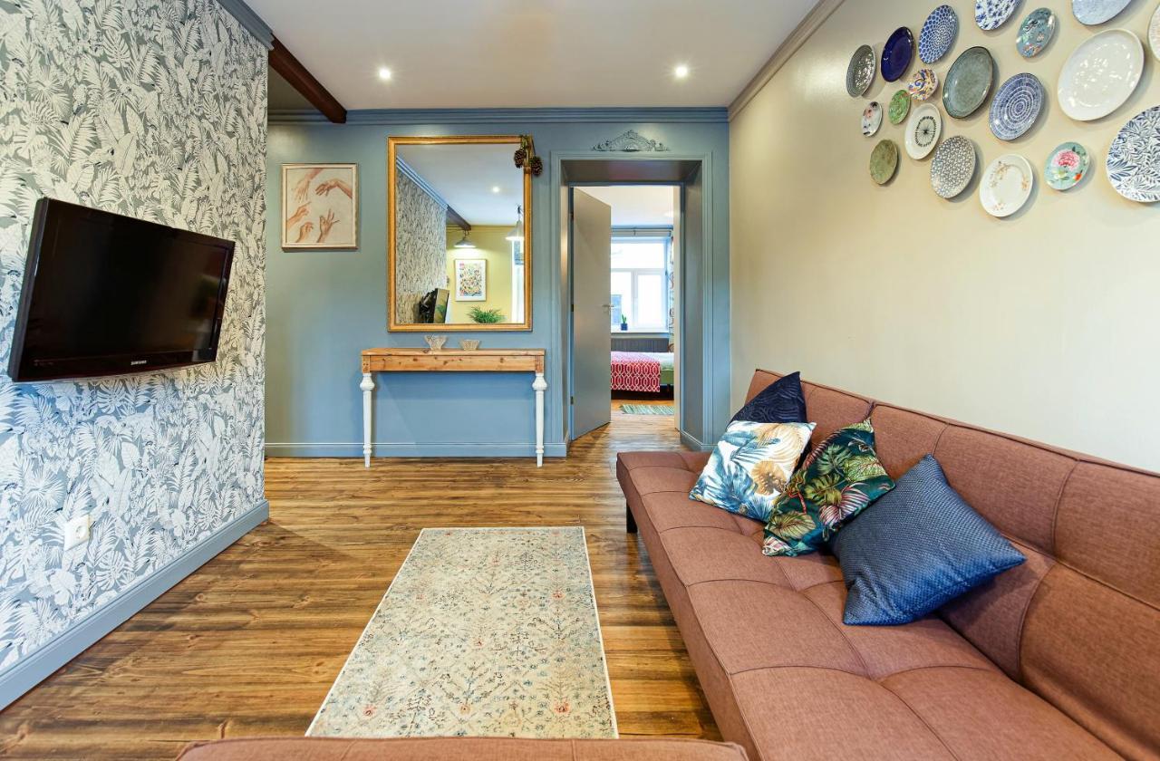 Self Check In Miera Art Apartment Riga Exterior photo